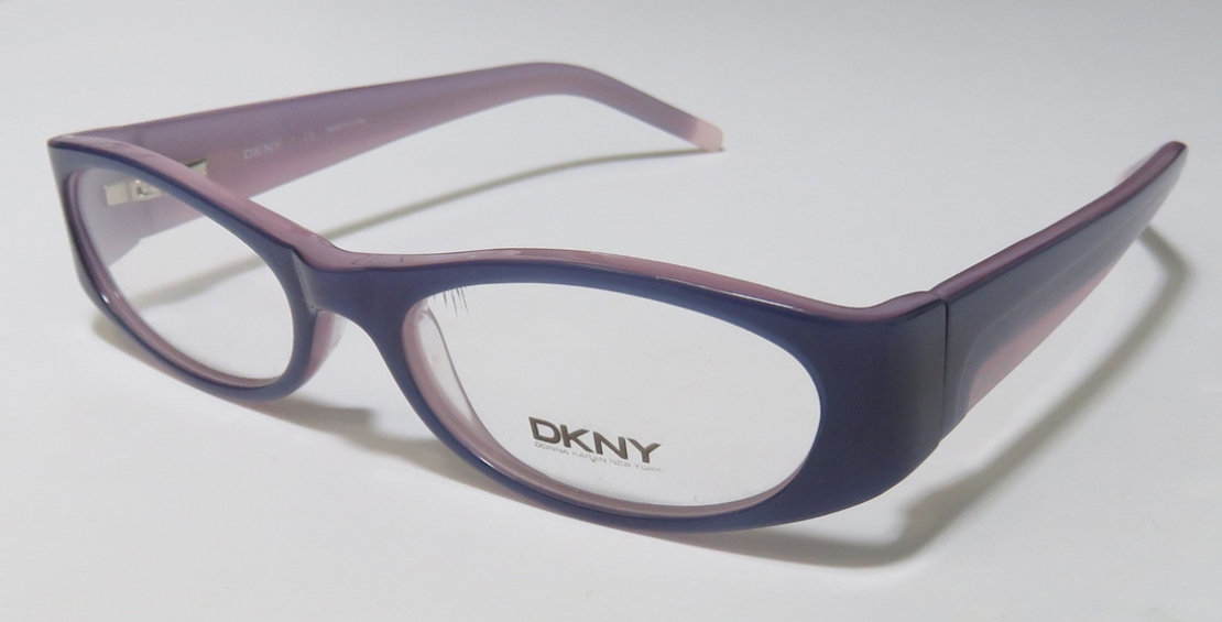 DKNY 4578 3337