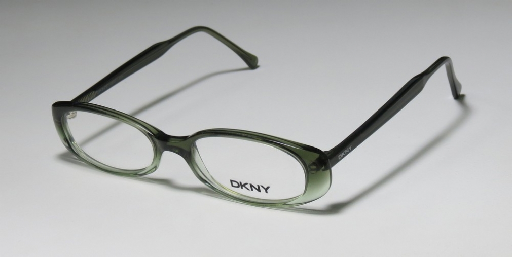 DKNY  