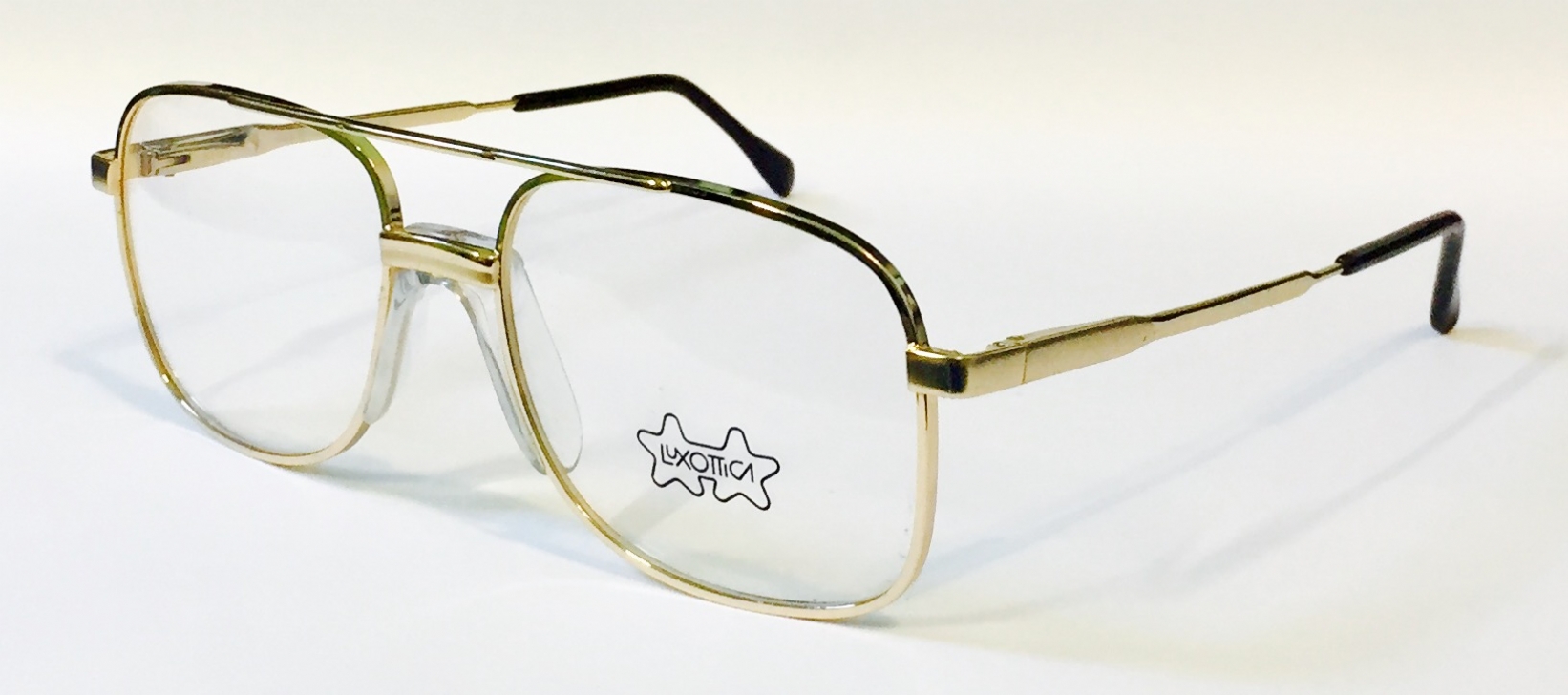 LUXOTTICA TITANIUM  