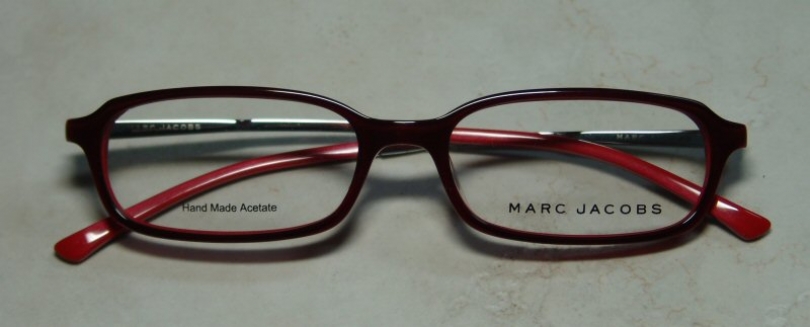 MARC JACOBS 058 Q63