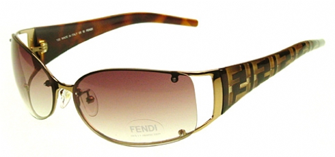 FENDI  