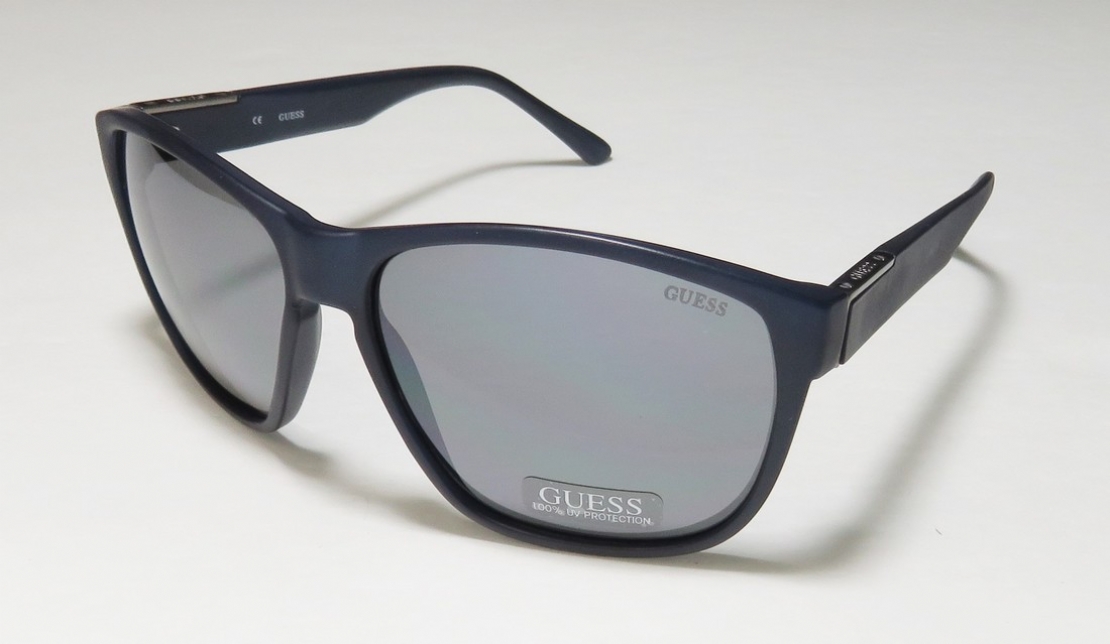 GUESS 6826 BL-3F